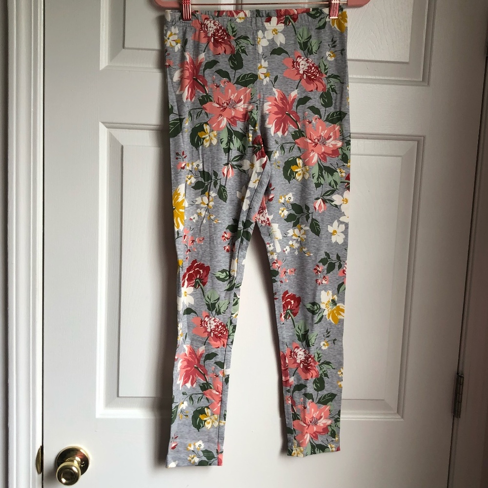 NWOT Gray Floral Leggings from Old Navy